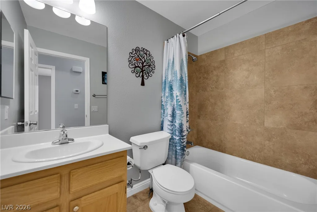 7133 Old Village, Las Vegas, NV 89129