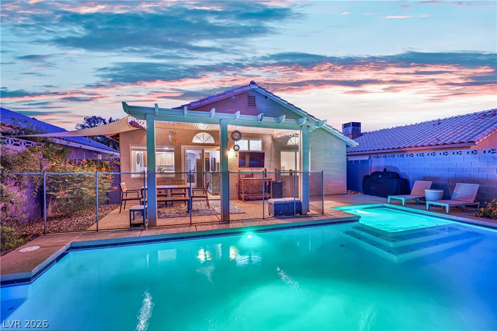 7133 Old Village, Las Vegas, NV 89129