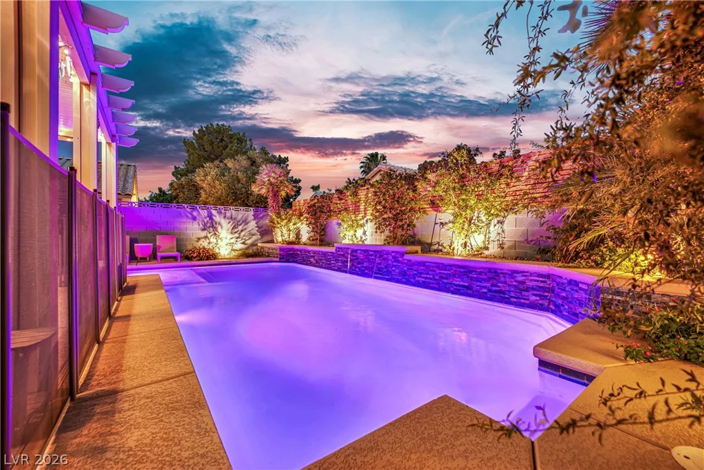 7133 Old Village, Las Vegas, NV 89129
