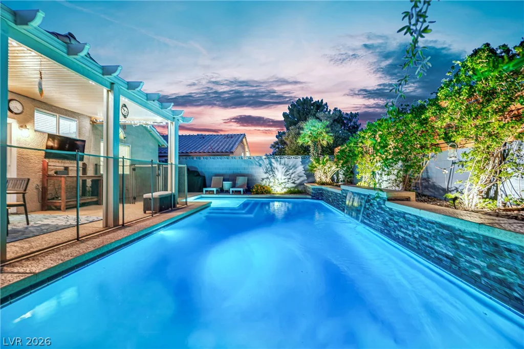 7133 Old Village, Las Vegas, NV 89129
