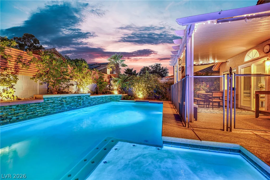 7133 Old Village, Las Vegas, NV 89129