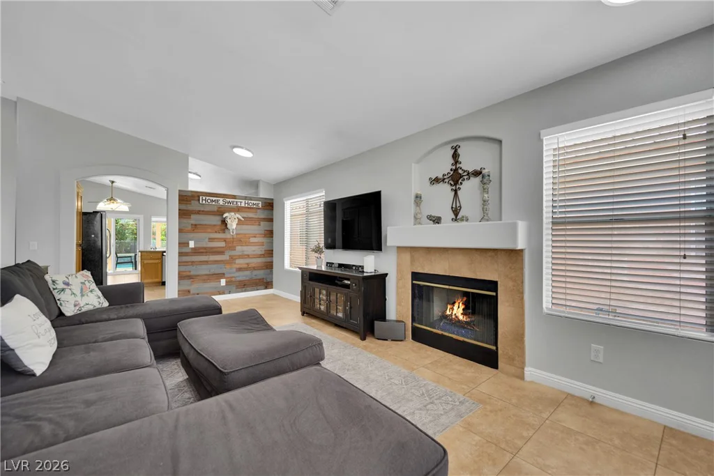 7133 Old Village, Las Vegas, NV 89129