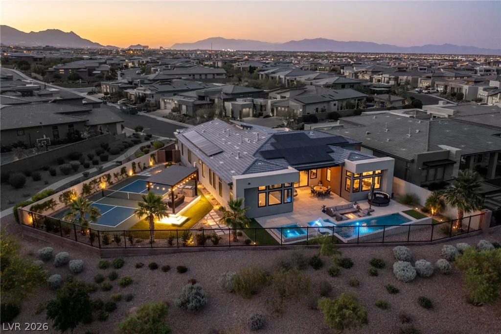 10843 White Clay, Las Vegas, NV 89135