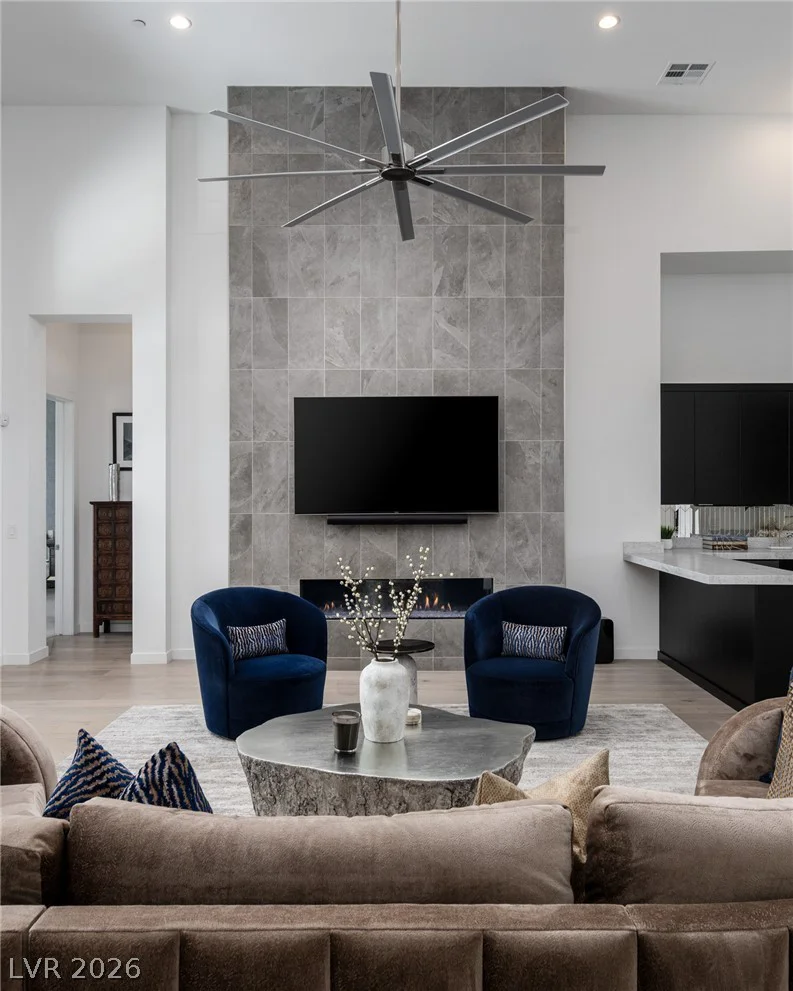 10843 White Clay, Las Vegas, NV 89135