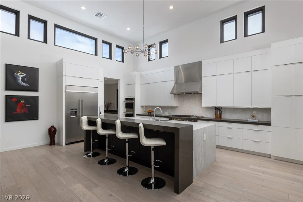 10843 White Clay, Las Vegas, NV 89135