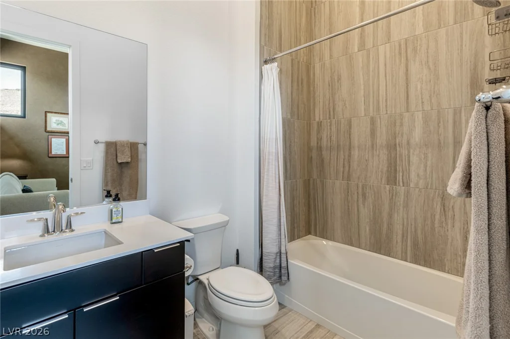 10843 White Clay, Las Vegas, NV 89135