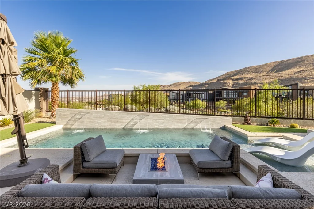 10843 White Clay, Las Vegas, NV 89135