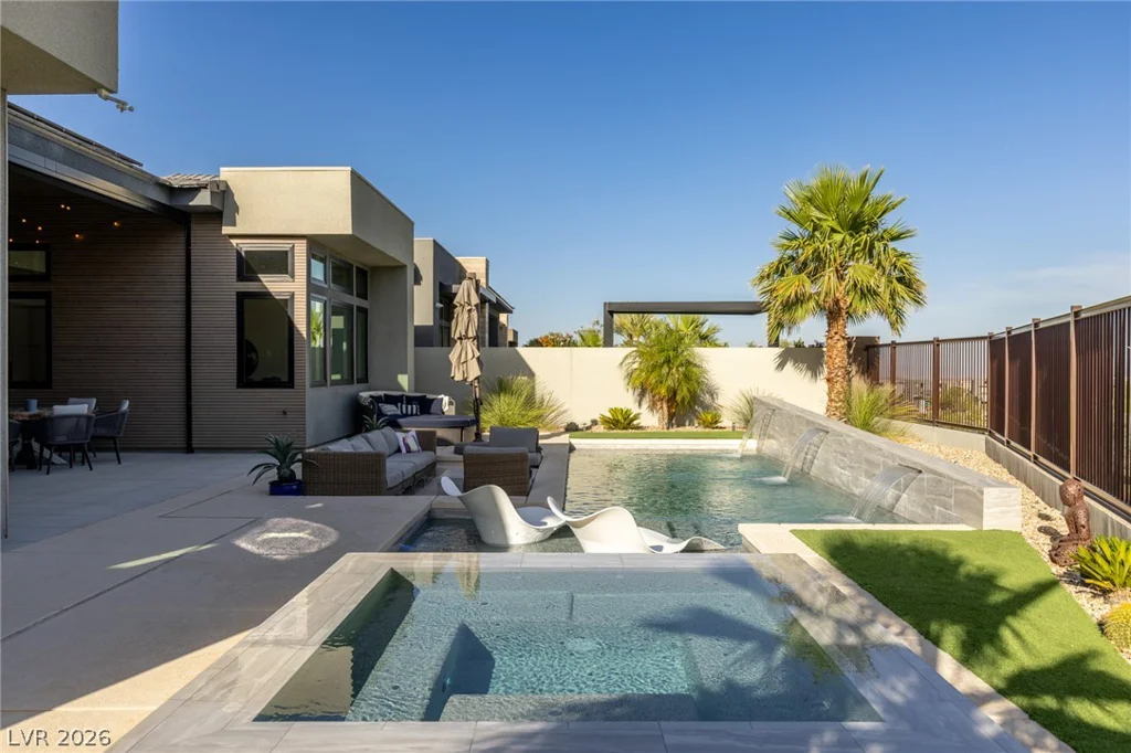 10843 White Clay, Las Vegas, NV 89135