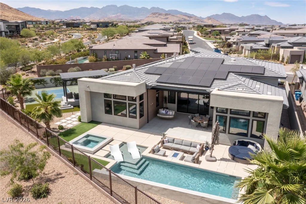 10843 White Clay, Las Vegas, NV 89135