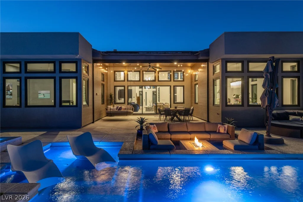 10843 White Clay, Las Vegas, NV 89135