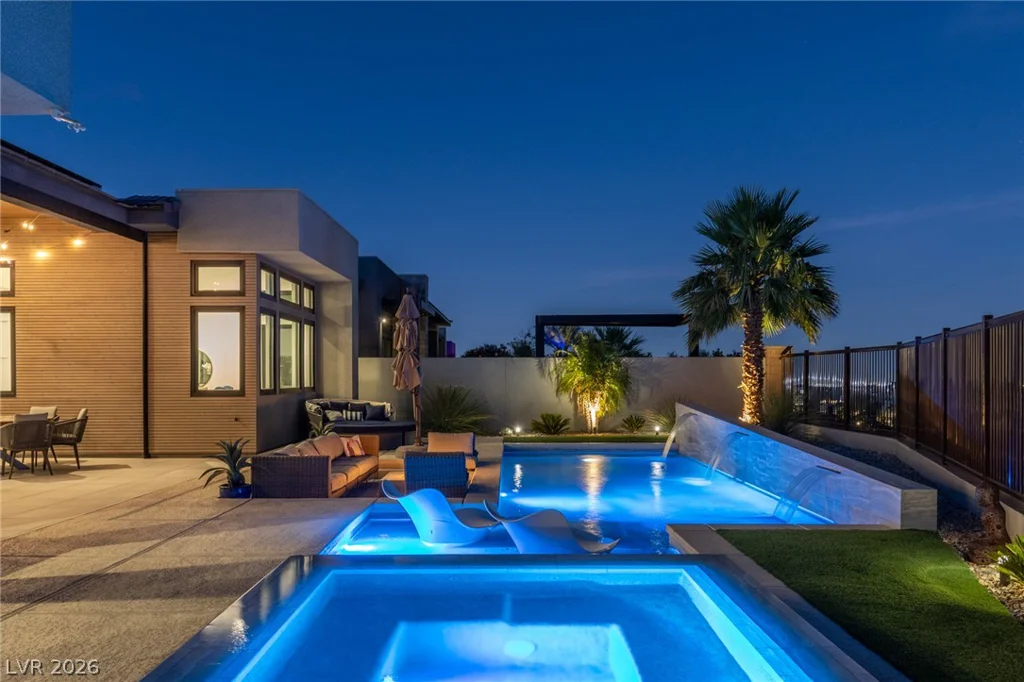 10843 White Clay, Las Vegas, NV 89135