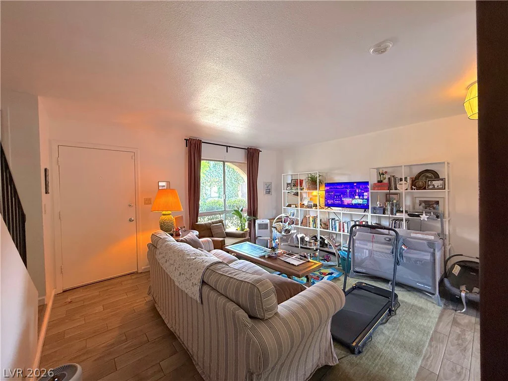 4029 Nightingale, Las Vegas, NV 89107
