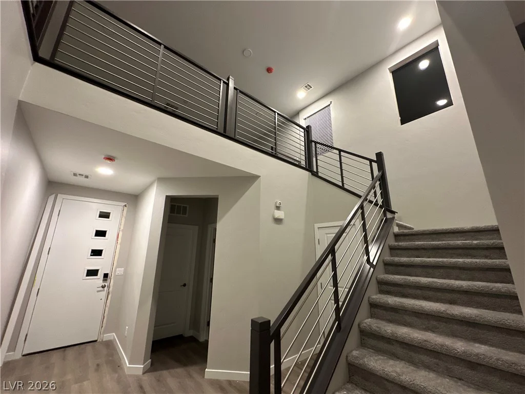 6836 Pacific Robin, North Las Vegas, NV 89084