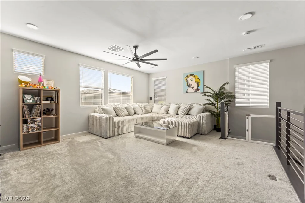6836 Pacific Robin, North Las Vegas, NV 89084
