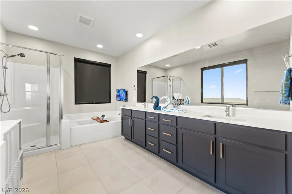 6836 Pacific Robin, North Las Vegas, NV 89084