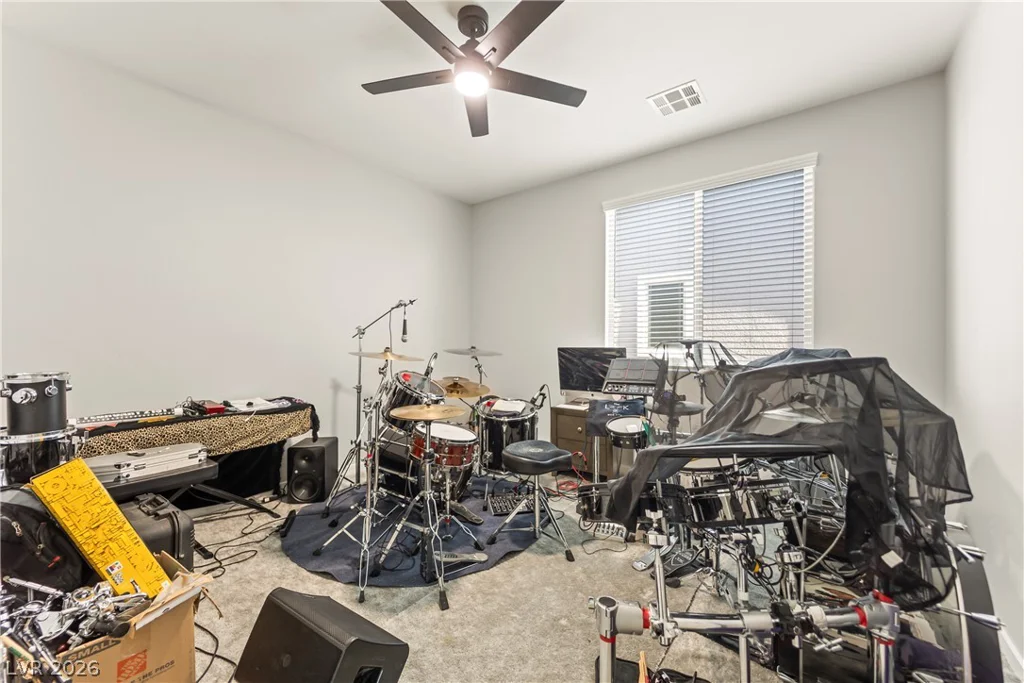 6836 Pacific Robin, North Las Vegas, NV 89084