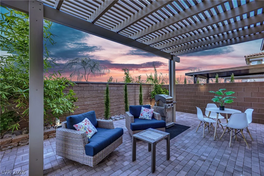 6836 Pacific Robin, North Las Vegas, NV 89084