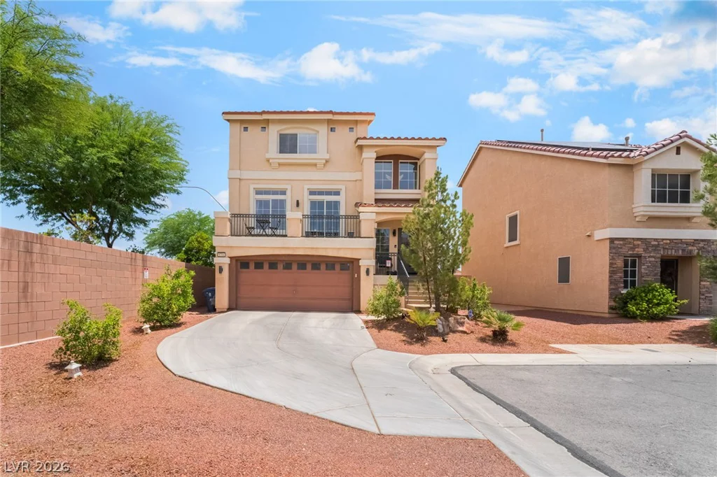 9704 Morgan Creek, Las Vegas, NV 89141