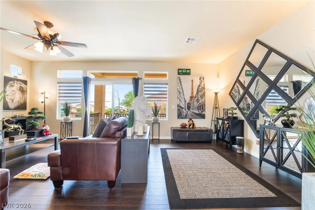 9704 Morgan Creek, Las Vegas, NV 89141