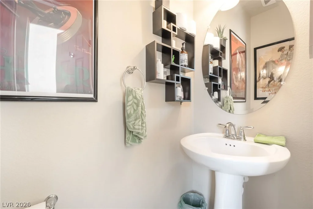 9704 Morgan Creek, Las Vegas, NV 89141