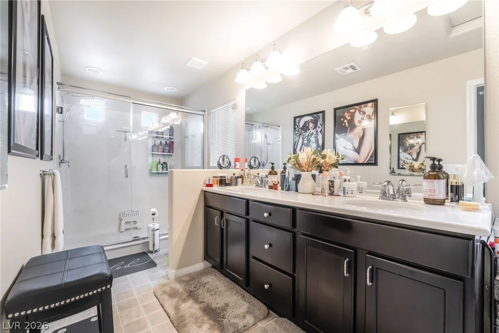 9704 Morgan Creek, Las Vegas, NV 89141