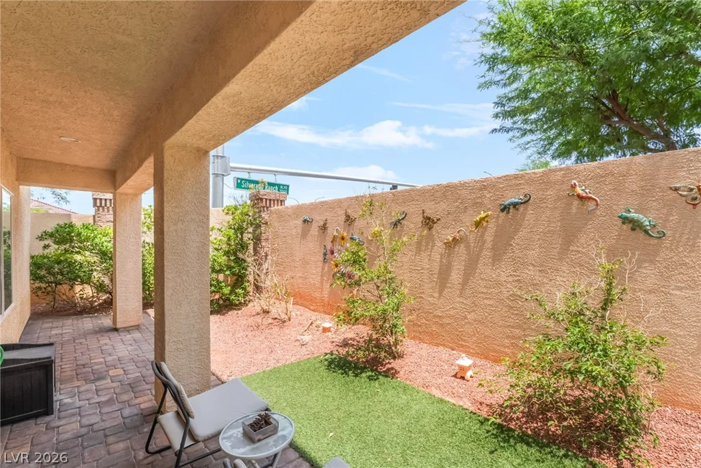 9704 Morgan Creek, Las Vegas, NV 89141