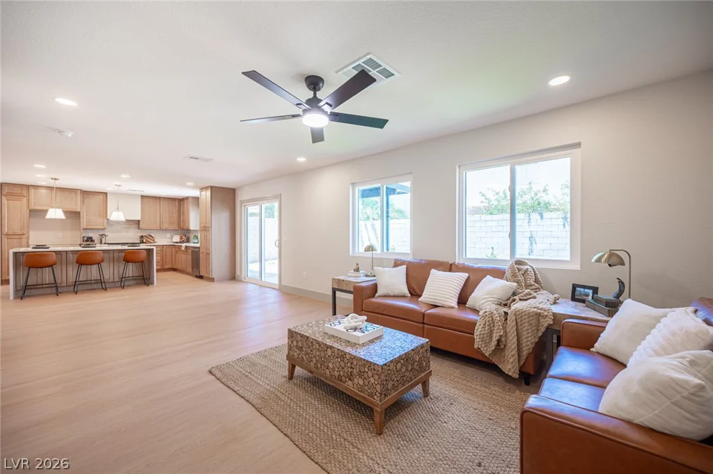 10000 Ranch Hand, Las Vegas, NV 89117