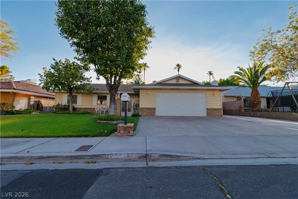 1554 Sandra, Boulder City, NV 89005