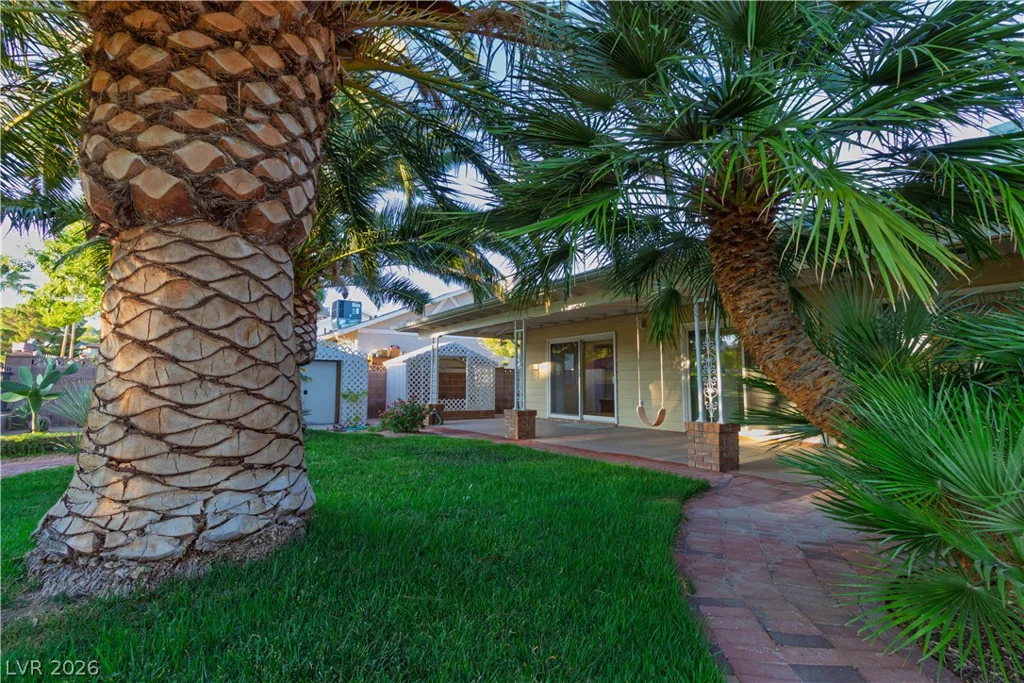 1554 Sandra, Boulder City, NV 89005