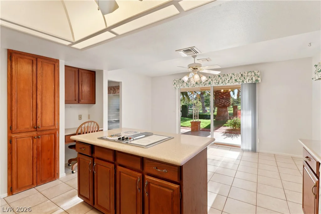 1554 Sandra, Boulder City, NV 89005