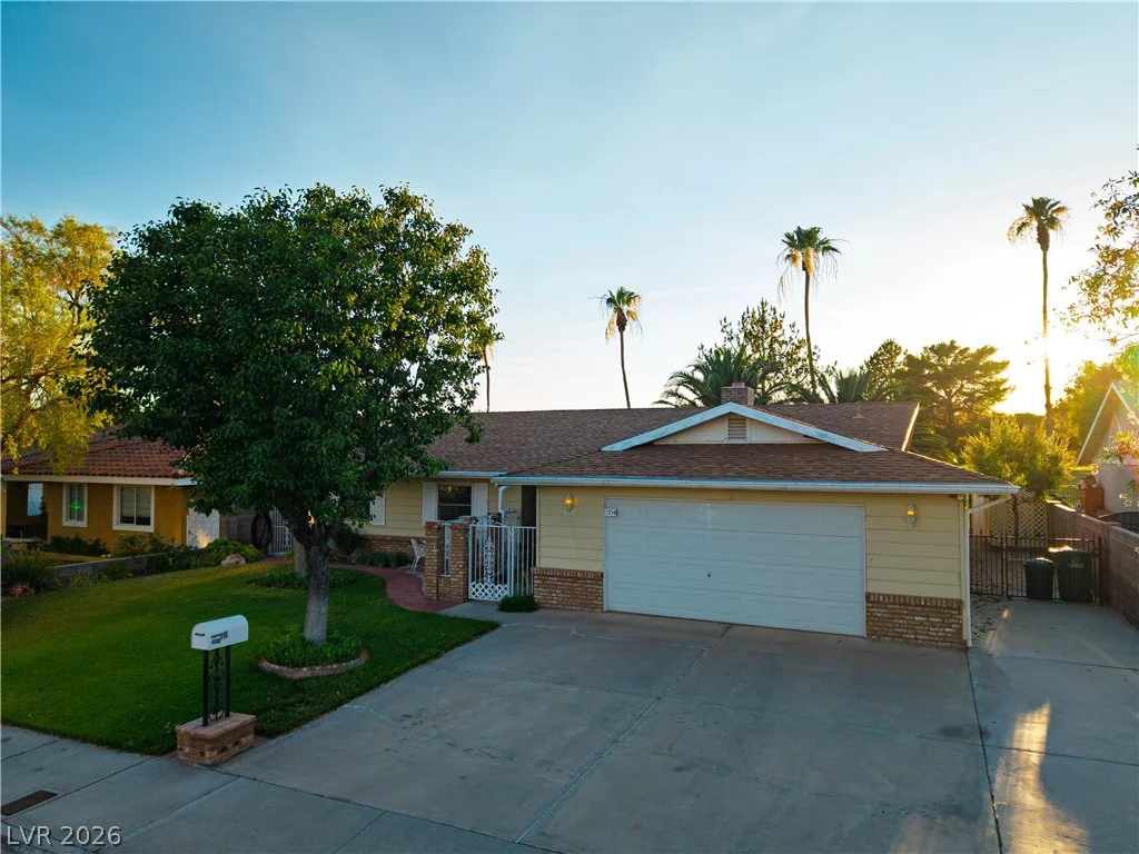 1554 Sandra, Boulder City, NV 89005