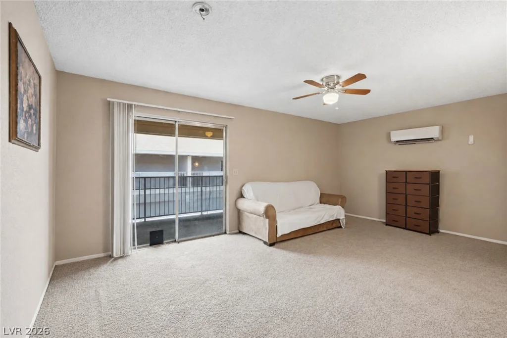 100 Crestline, Las Vegas, NV 89107