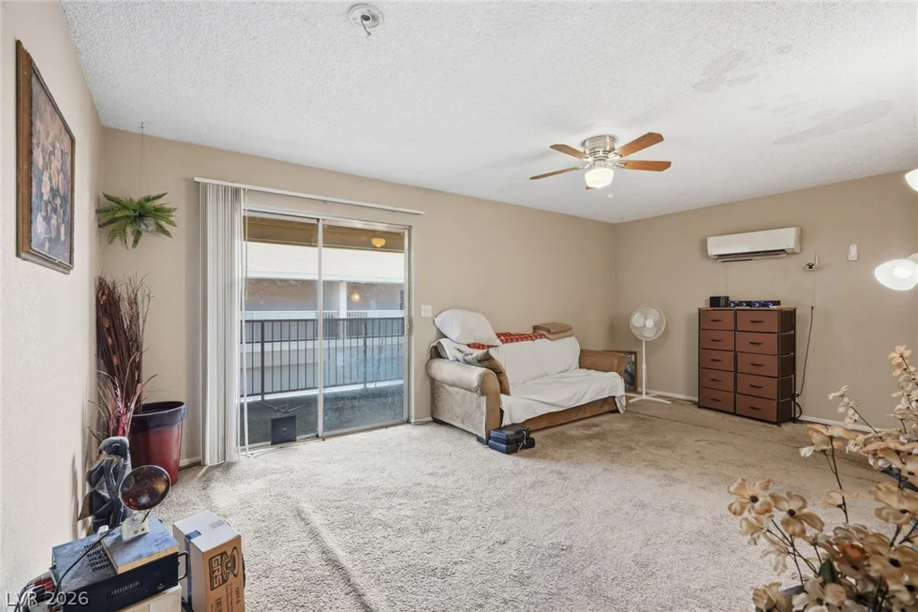 100 Crestline, Las Vegas, NV 89107