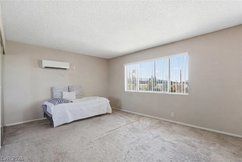 100 Crestline, Las Vegas, NV 89107