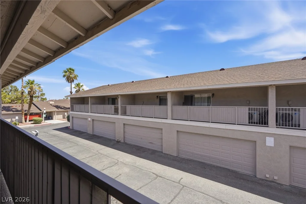 100 Crestline, Las Vegas, NV 89107