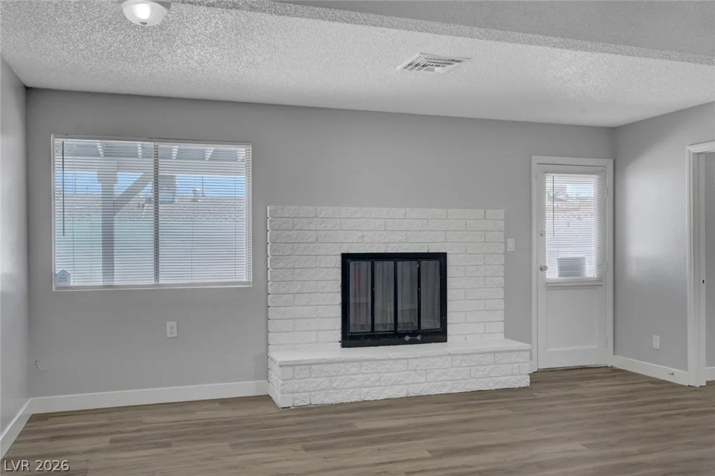 4511 Alpine, Las Vegas, NV 89107