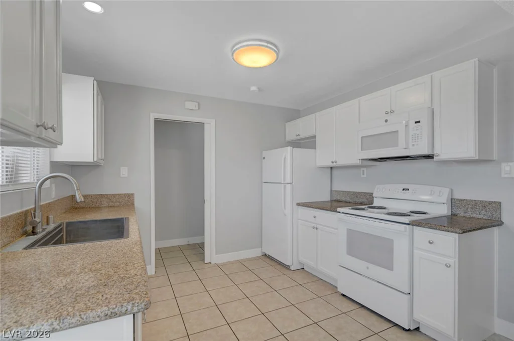 4511 Alpine, Las Vegas, NV 89107