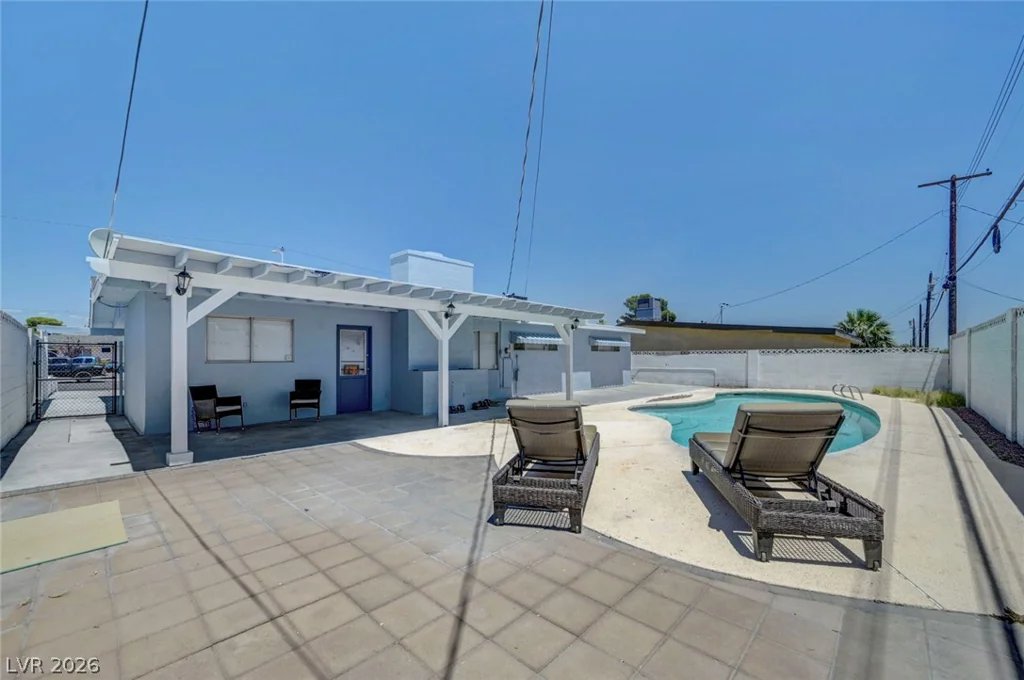 4511 Alpine, Las Vegas, NV 89107