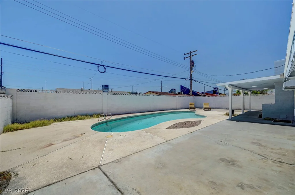4511 Alpine, Las Vegas, NV 89107