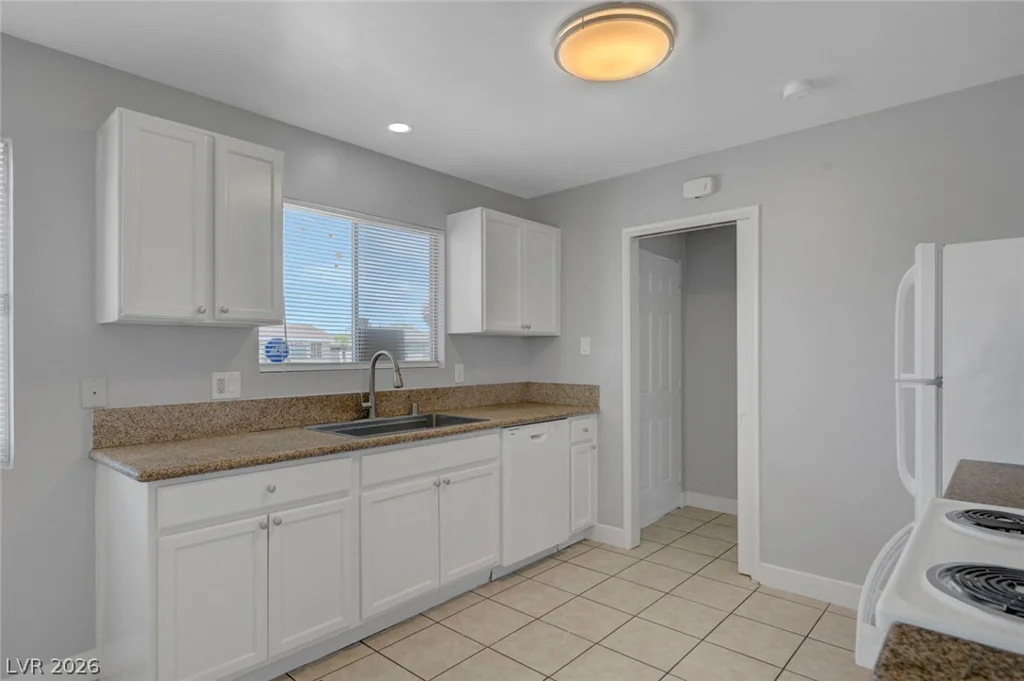 4511 Alpine, Las Vegas, NV 89107
