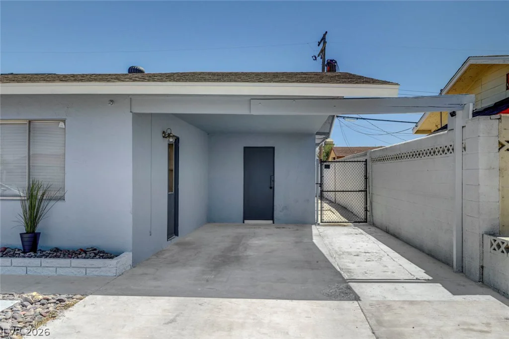 4511 Alpine, Las Vegas, NV 89107