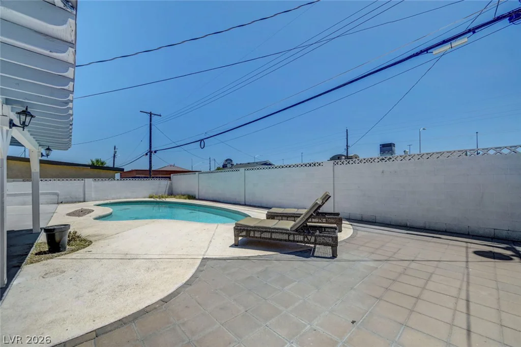 4511 Alpine, Las Vegas, NV 89107