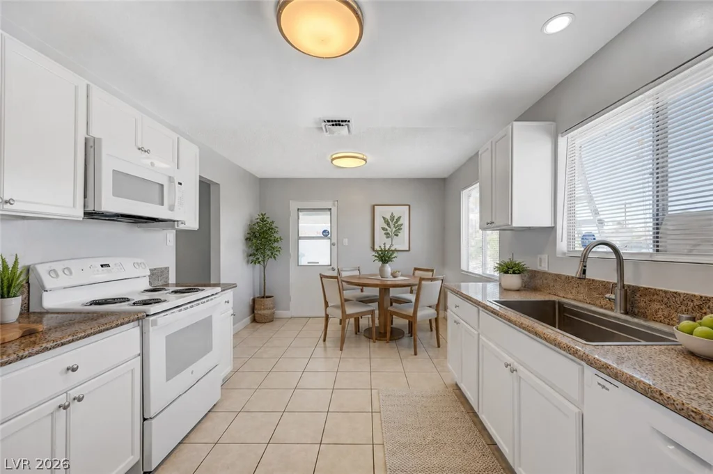 4511 Alpine, Las Vegas, NV 89107