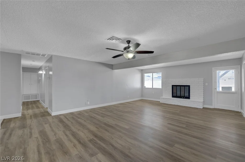 4511 Alpine, Las Vegas, NV 89107