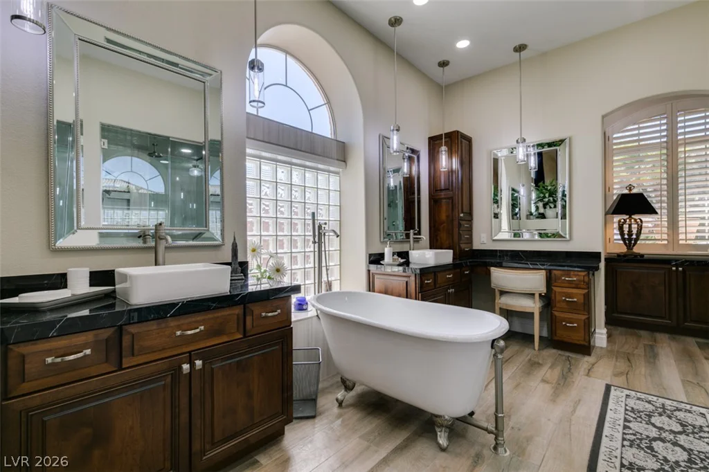 2016 Aspen Oak, Las Vegas, NV 89134