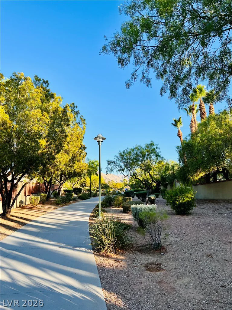 2016 Aspen Oak, Las Vegas, NV 89134