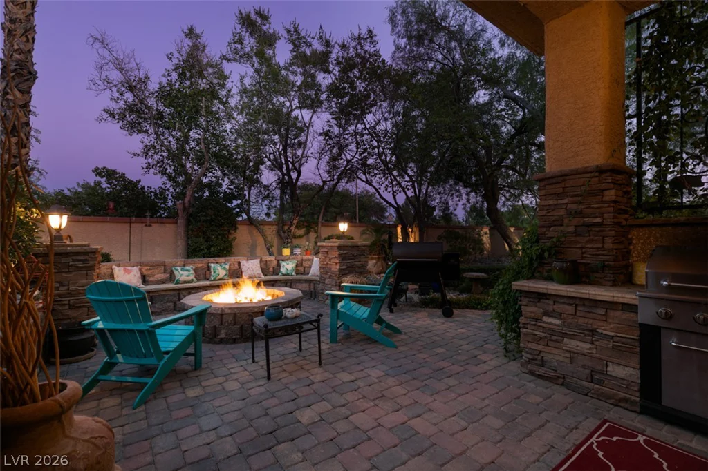 2016 Aspen Oak, Las Vegas, NV 89134