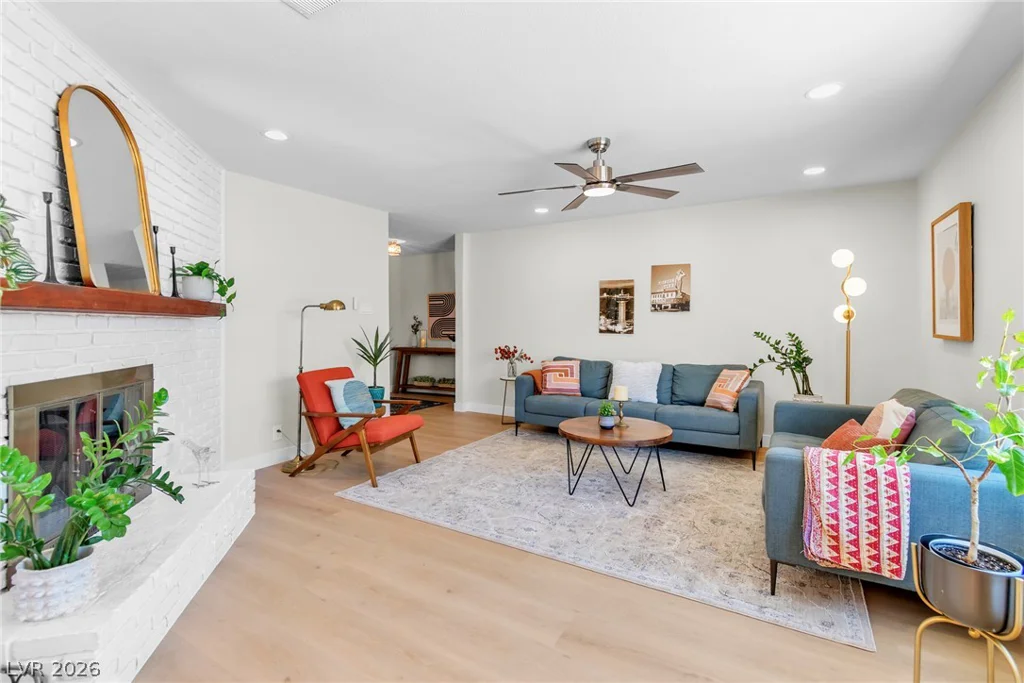 3012 Burton, Las Vegas, NV 89102