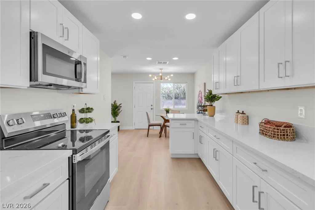 3012 Burton, Las Vegas, NV 89102