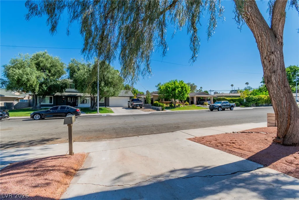 3012 Burton, Las Vegas, NV 89102